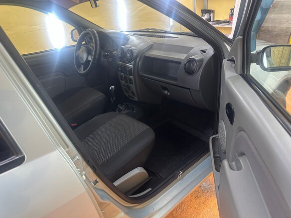 2008 Renault Logan I, зелёный, 289000 рублей - вид 6
