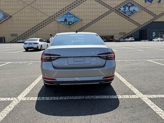2023 Skoda Superb III Рестайлинг, серый, 1620000 рублей, вид 5