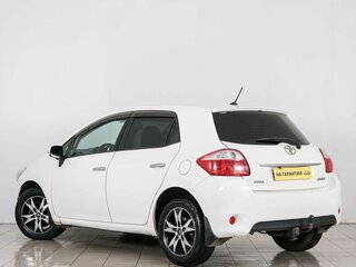 2010 Toyota Auris I Рестайлинг, белый, 879000 рублей, вид 4