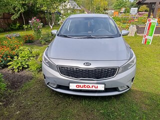 2017 Kia Cerato III Рестайлинг (Classic), серебристый, 1400000 рублей, вид 1