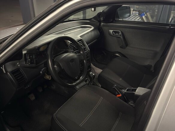 2005 Lada (ВАЗ) 2110, серебристый, 290000 рублей - вид 6