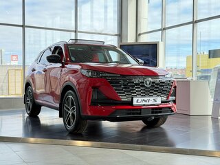 2025 Changan UNI-S I, красный, 3179900 рублей, вид 3
