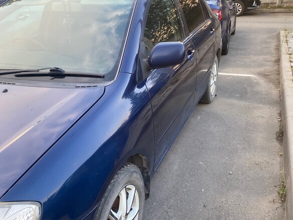 2001 Toyota Corolla IX (E120, E130), синий, 425000 рублей - вид 1