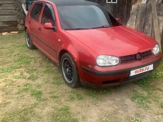 2001 Volkswagen Golf IV, красный, 410000 рублей, вид 1