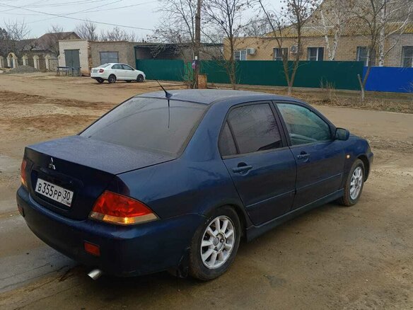 2006 Mitsubishi Lancer IX Рестайлинг, синий, 430000 рублей - вид 3