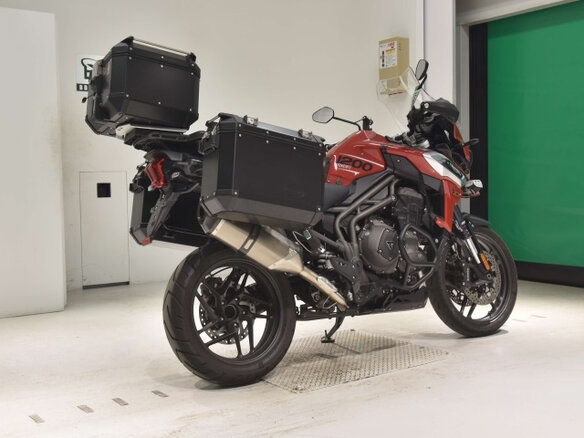 2019 Triumph Tiger 1200, красный, 1200000 рублей - вид 4