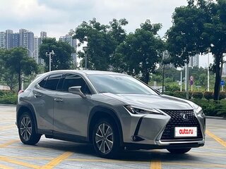 2022 Lexus UX 300e I, серый, 2950000 рублей, вид 2