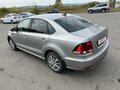 2018 Volkswagen Polo V Рестайлинг, серебристый, 1380179 рублей - вид 5