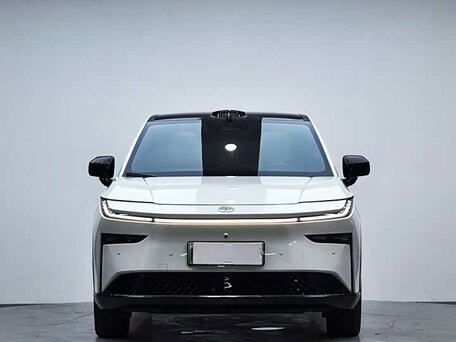 2026 Toyota bZ3X 58.3 kWh, белый, 2870000 рублей, вид 4