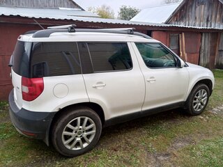 2012 Skoda Yeti I, белый, 780000 рублей, вид 2