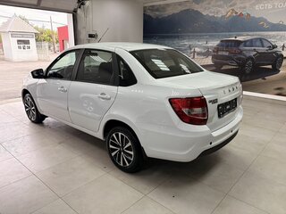 2026 Lada (ВАЗ) Granta I Рестайлинг, белый, 1349900 рублей, вид 4