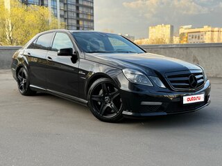 2011 Mercedes-Benz E-Класс AMG 63 AMG IV (W212, S212), чёрный, 1999000 рублей, вид 3