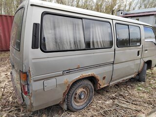 1994 Nissan Urvan III (E24), серый, 110000 рублей, вид 4