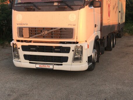 2004 Volvo FH, белый, 6100000 рублей, вид 1