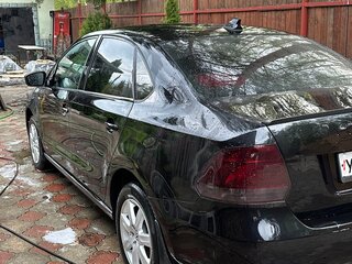 2011 Volkswagen Polo V, чёрный, 600000 рублей, вид 4