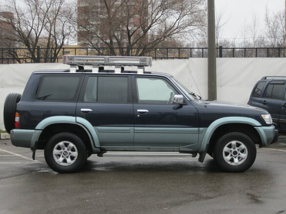 1998 Nissan Patrol V (Y61), синий - вид 4