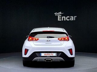 2019 Hyundai Veloster II, белый, 1700000 рублей, вид 4