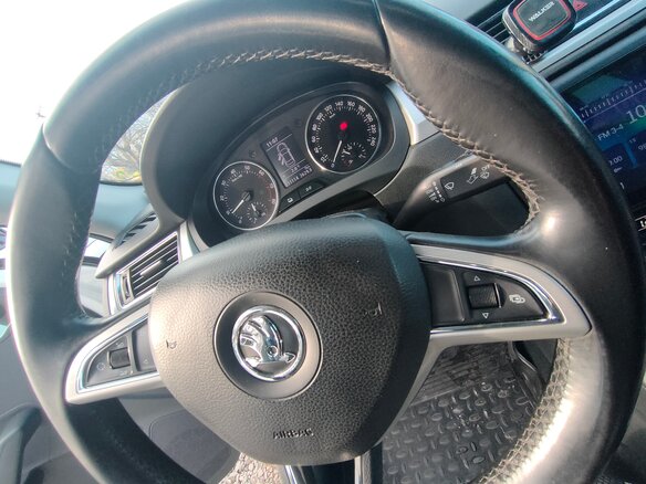 2015 Skoda Rapid I, белый, 1050000 рублей - вид 9