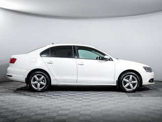 2013 Volkswagen Jetta VI, белый, 899000 рублей, вид 4