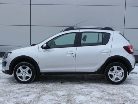 2015 Renault Sandero Stepway II, серебристый, 949900 рублей, вид 3