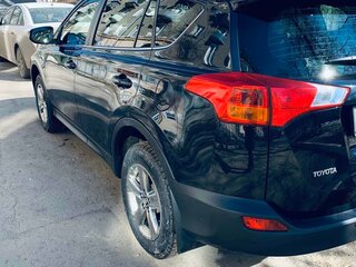 2015 Toyota RAV4 IV (XA40), чёрный, 2750000 рублей, вид 3