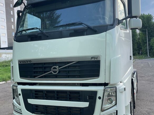 2011 Volvo FH, белый, 6150000 рублей