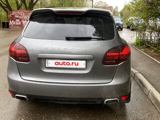 2014 Porsche Cayenne II (958), серый, 3450000 рублей, вид 3