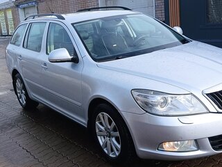 2009 Skoda Octavia II (A5) Рестайлинг, серебристый, 850000 рублей, вид 2