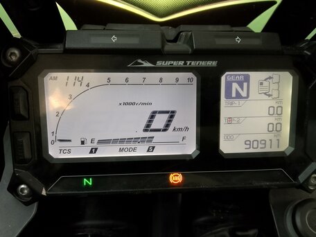 2018 Yamaha XT1200Z Super Tenere, чёрный, 1050000 рублей, вид 2
