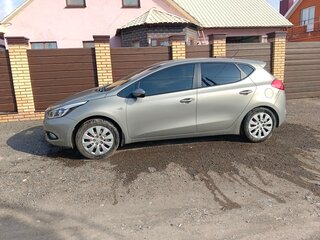 2013 Kia Ceed II, серебристый, 1250000 рублей, вид 3