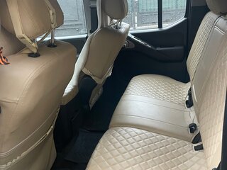 2006 Nissan Navara (Frontier) III (D40), чёрный, 950000 рублей, вид 4