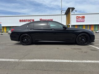 2017 BMW 7 серии Long 730Ld xDrive VI (G11/G12), чёрный, 3950000 рублей, вид 5