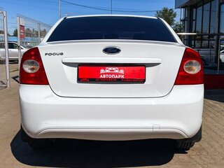2011 Ford Focus II Рестайлинг, белый, 539000 рублей, вид 5