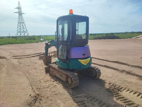 2004 Komatsu PC20, зелёный, 1900000 рублей, вид 5