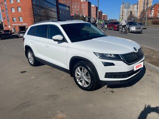 2019 Skoda Kodiaq I, белый, 2620000 рублей, вид 3