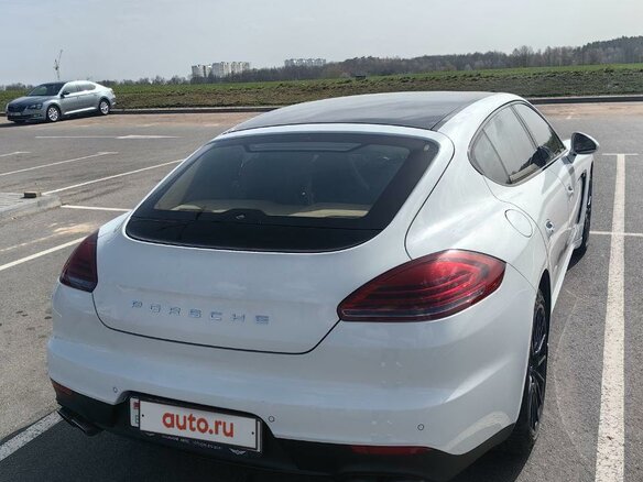 2013 Porsche Panamera 4S Executive I Рестайлинг, белый, 2926620 рублей - вид 7