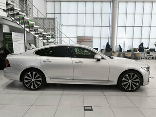 2020 Volvo S90 II Рестайлинг, серебристый, 2850000 рублей, вид 4