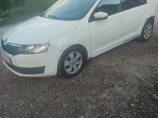 2018 Skoda Rapid I Рестайлинг, белый, 699999 рублей, вид 3