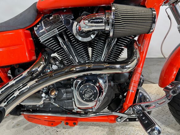 2009 Harley-Davidson CVO, красный, 2100000 рублей - вид 18