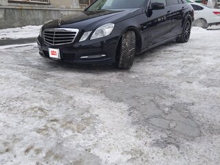 2010 Mercedes-Benz E-Класс 250 5G-Tronic IV (W212, S212, C207), чёрный, 2150000 рублей, вид 1