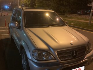 2001 Mercedes-Benz M-Класс AMG 55 AMG I (W163), серый, 1490000 рублей, вид 3