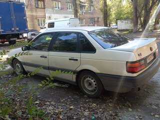 1990 Volkswagen Passat B3, белый, 165000 рублей, вид 4