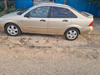 2000 Ford Focus I (North America), бежевый, 300000 рублей, вид 5