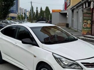 2016 Hyundai Solaris I Рестайлинг, белый, 625000 рублей, вид 1