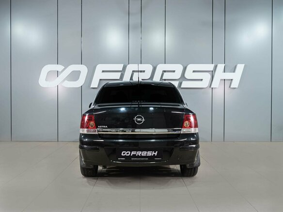 2013 Opel Astra H Рестайлинг, чёрный - вид 3