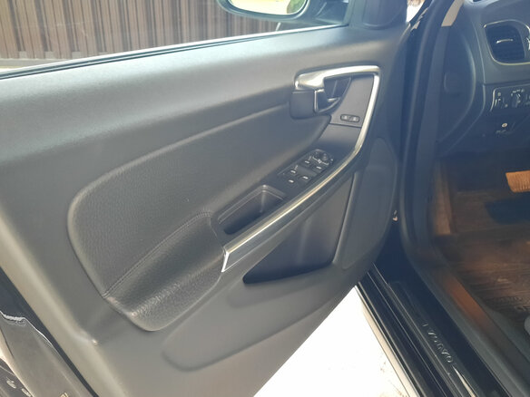 2013 Volvo S60 II Рестайлинг, коричневый, 1500000 рублей - вид 17