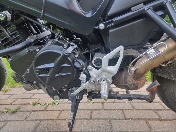 2018 BMW F 800 R, красный, 800000 рублей - вид 25