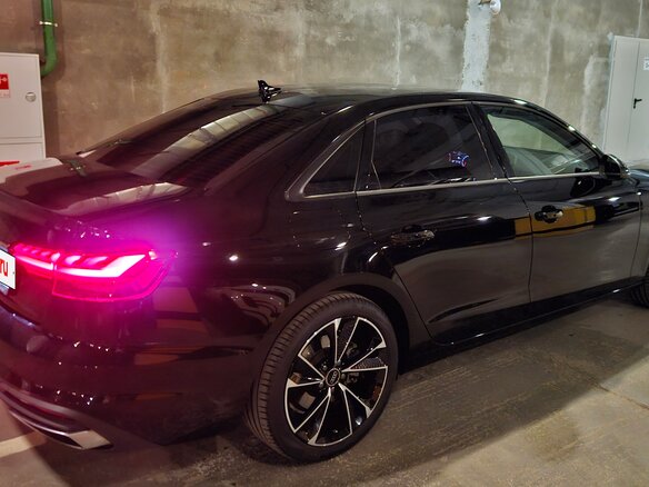 2022 Audi A4 35 TFSI V (B9) Рестайлинг, чёрный - вид 7