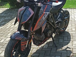 2018 KTM 1290 Super Duke R, чёрный, 1235365 рублей, вид 1