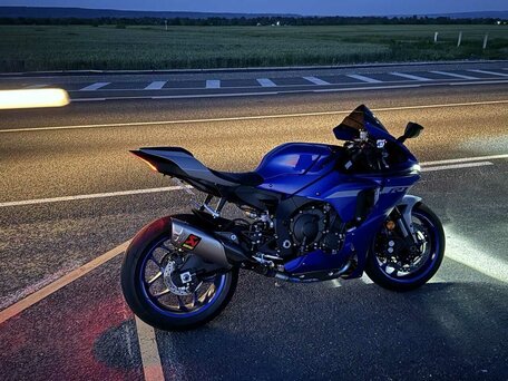 2021 Yamaha YZF-R1, синий, 2700000 рублей, вид 1
